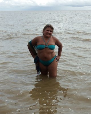 Women With Saggy Tits In Swimsuit.