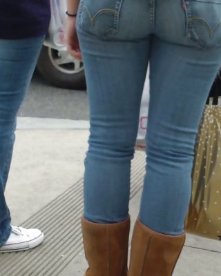 Teen Ass & Butt In Blue Jeans Looking Sexy