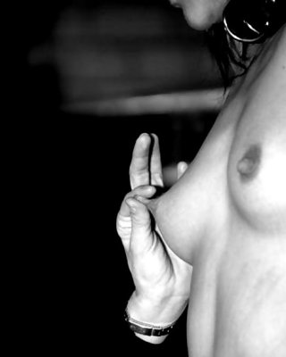 Soumise En Noir Et Blanc Photos Porno Photos XXX Images Sexe