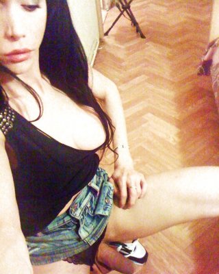 Tranny Gf 4 #18852646
