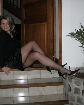 French Amateur MILF Camille175