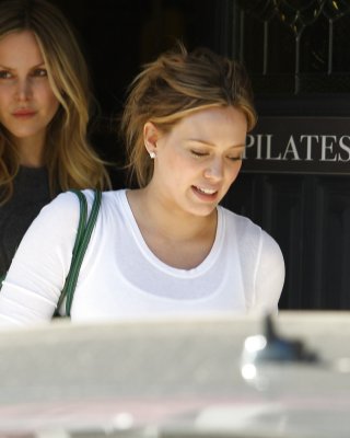 Hilary Duff Leaving A Gym In Los Angeles