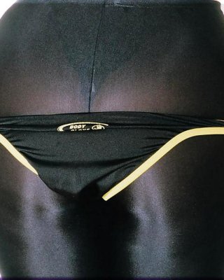 Blondine In Lycra #22281557
