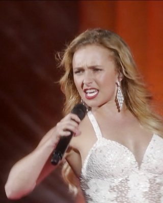 Hayden Panettiere Mega Collection 6 #22032377