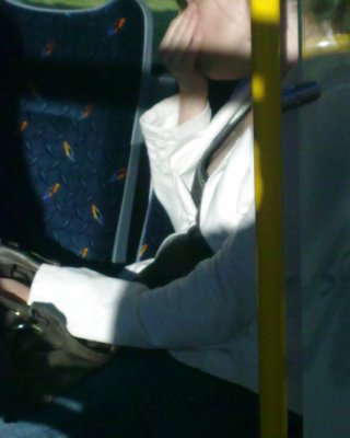 バスの中
 #19061841