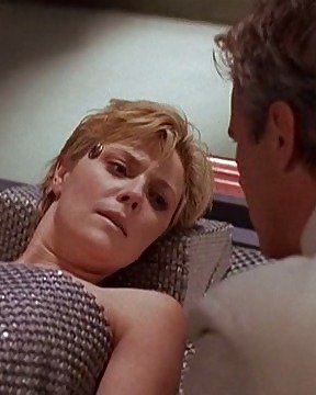 Amanda Tapping #18549562