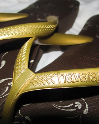 Havaianas High Light II - Marrom Com Tiras Douradas