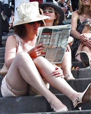 Upskirt Himmel #12267322