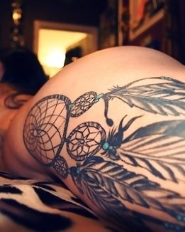Eingefärbt Ass Tramp Stamp Sexy Tinte Selbstmord Mädchen Teenager Mit Tinte #12617761