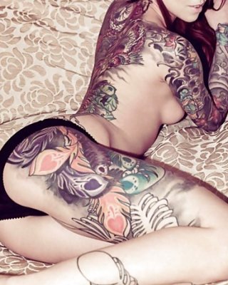 Eingefärbt Ass Tramp Stamp Sexy Tinte Selbstmord Mädchen Teenager Mit Tinte #12617819