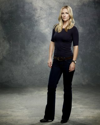 AJ Cook- #22487022
