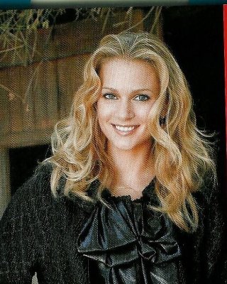 AJ Cook- #22487040