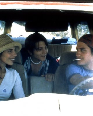 Hot Movie 38 : Y TU MAMA TAMBIEN #22656628