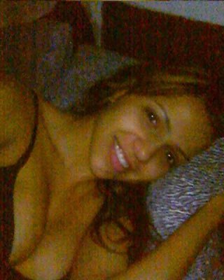 Vida Guerra Cellphone 2010 Leaked Photo's