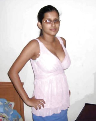 Sexy india
 #9889287