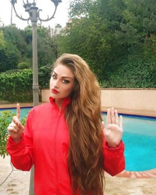 Arab women #19889503