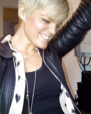 Mehr Facebook Kurze Haare Hotties #17946426