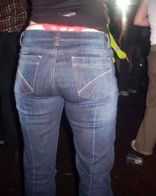 Candid Asses And Big Butt In Jeans