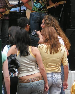 Candid Asses And Big Butt In Jeans