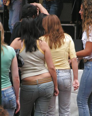 Candid Asses And Big Butt In Jeans