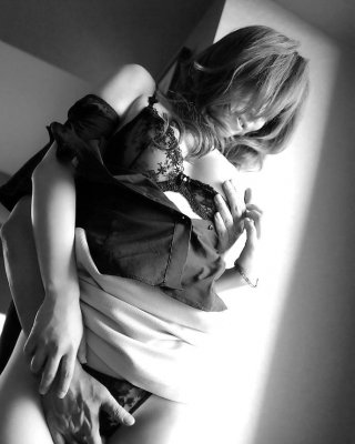 Black & White 3 #15393702