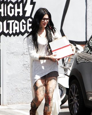 Kat Von D Foot Pics