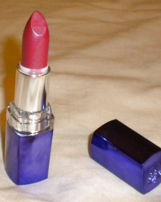 My Fav Lipstick Atm....Rimmel Amethyst Shimmer