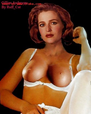 Gillian Anderson 6