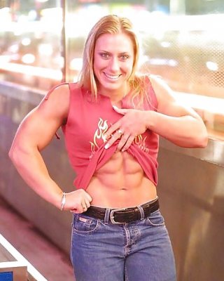 Sexy Female Muscle 7