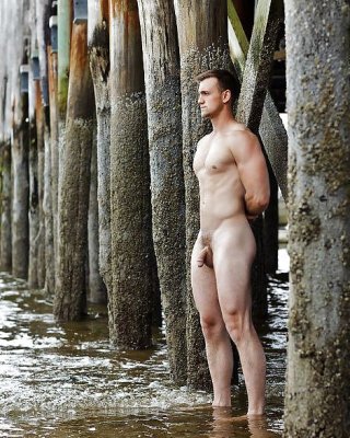 Nudisten #21467900