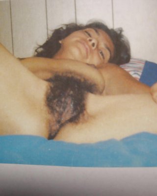 Hairy Amateurs - Babes With Full Bushes