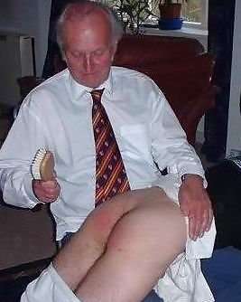 ältere Männer 2 Versohlt #2318585