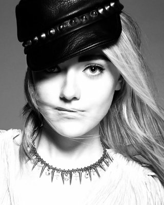 Dakota Fanning #19398628
