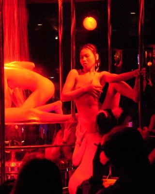 Lesbien Show In Thai-Bar #3556447