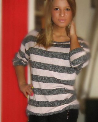 Niedlich Serbisch Jugendlich Miljana Stevanovic #15462233