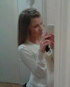 Niedlich Serbisch Jugendlich Miljana Stevanovic #15462259