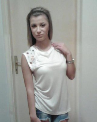 Niedlich Serbisch Jugendlich Miljana Stevanovic #15462271