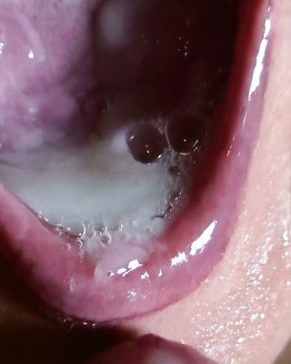 Riesige Sperma In (zu) Mund #6219786