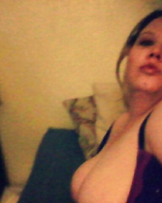 Hot bitch #9637194