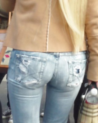 Blonde Teen Ass & Butt In Tight Blue Jeans