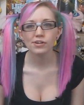 Danielle (King of the Nerds) #16759643