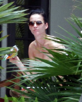 Katy Perry At Her Hotel In Miami