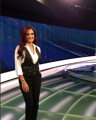 Jilnar Muss Jardaly Ihre Heißen Saft #16591414