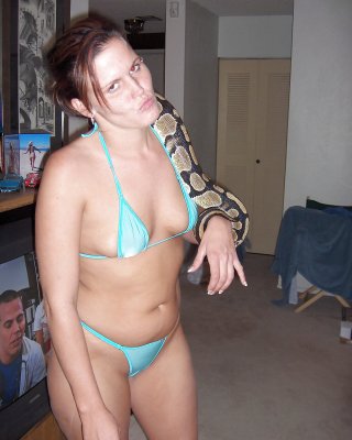 Amateur Frau Mit Großer Arsch #8272578