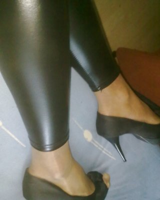 Transteen In Nylons, Latex Und Heelz #2923973