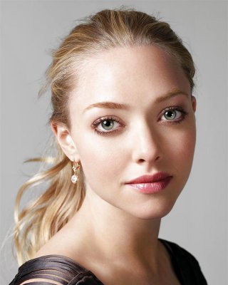 Amanda Seyfried By Twistedworlds