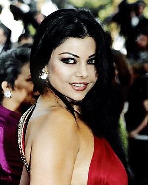 Азиялық әйелдердің алғашқы анальді жыныстық қатынасы туралы порно видео