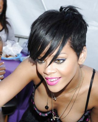 Berühmte Babes - Rihanna #1400911
