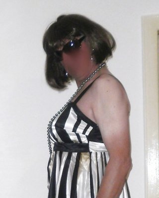 Kurzes Kleidchen #7959897