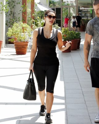 Kim Kardashian Makes Her Way To The Gym In Los Angeles